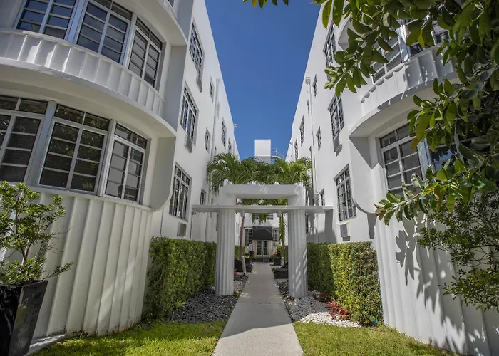 Lincoln Arms Suites